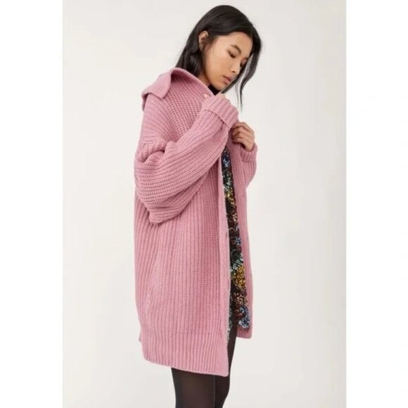 Free People Swim Too Deep Oversized Sweater Cardigan in Pink Size M - Picture 2 of 9